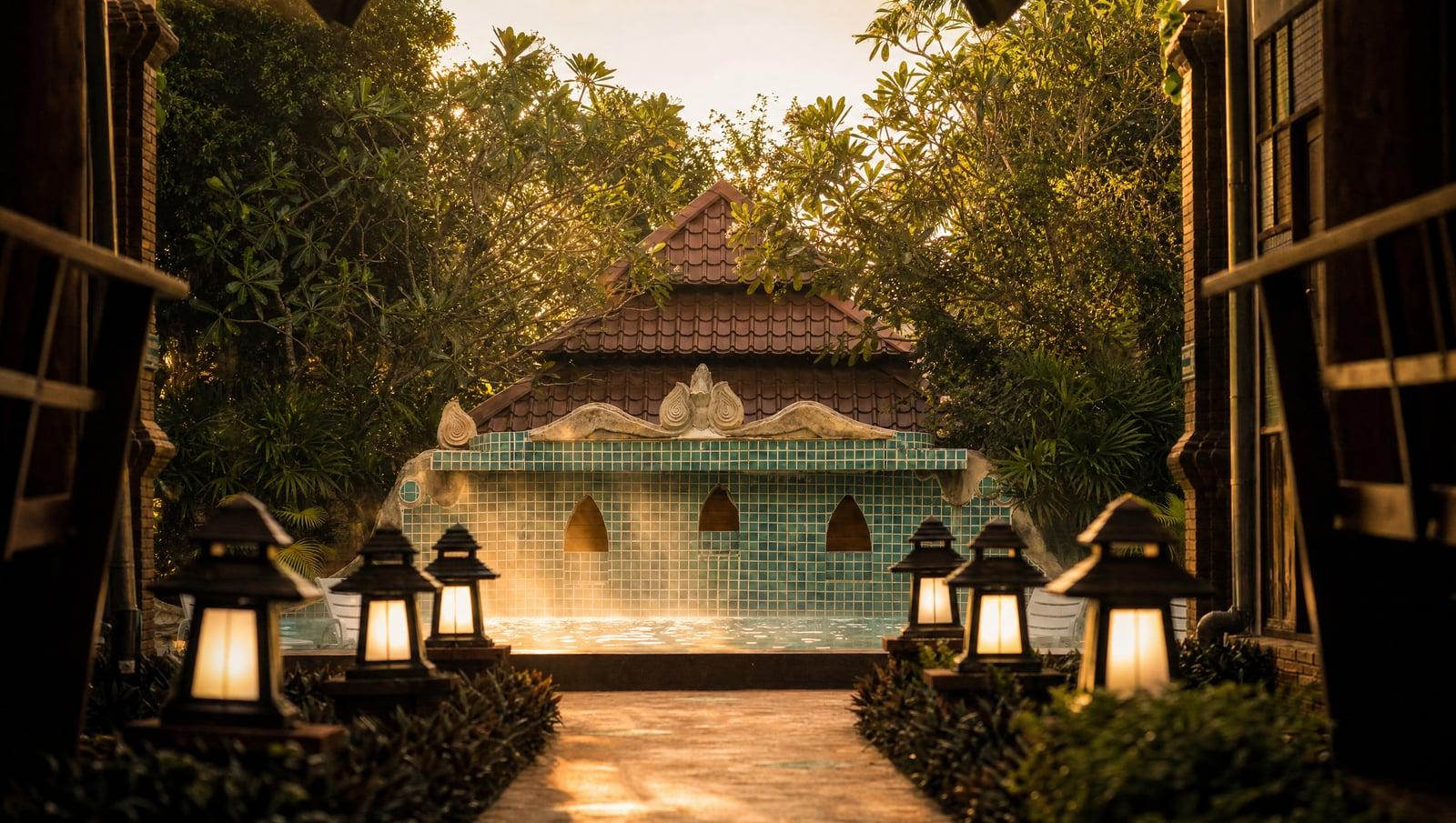 Jintara Rehab villa in Chiang Mai where medical detox for alcohol withdrawal is monitored 24 hours a day