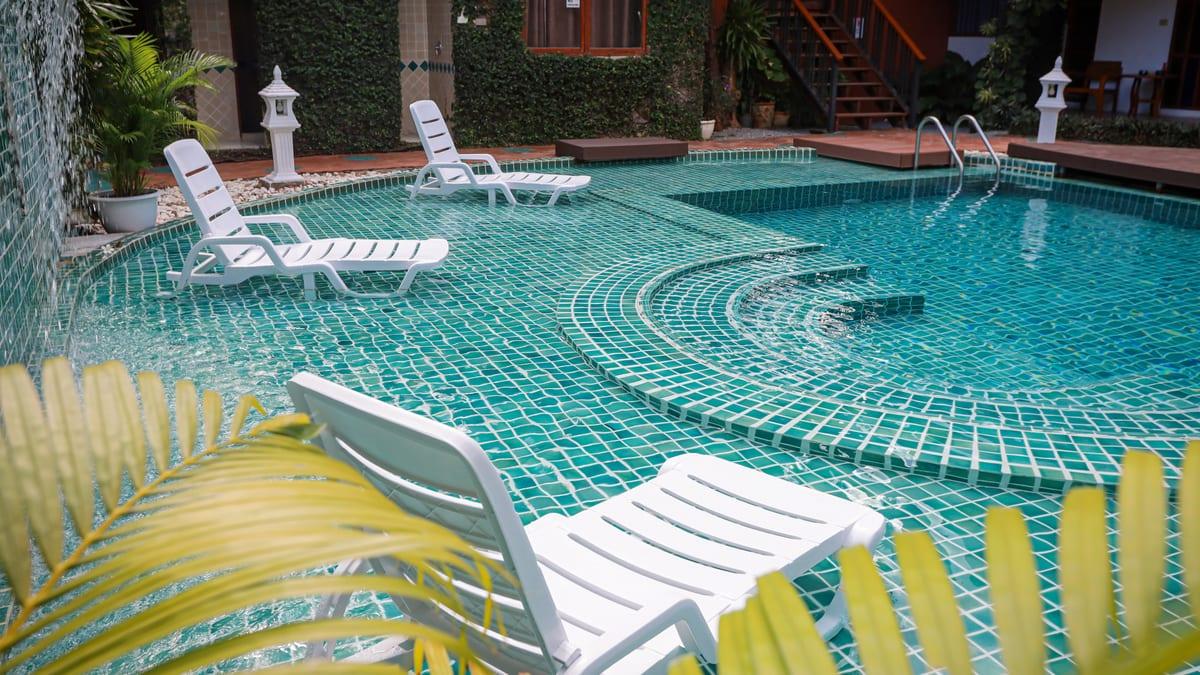 Quiet residential pool and garden setting at Jintara Rehab Chiang Mai Thailand where daily structure supports recovery