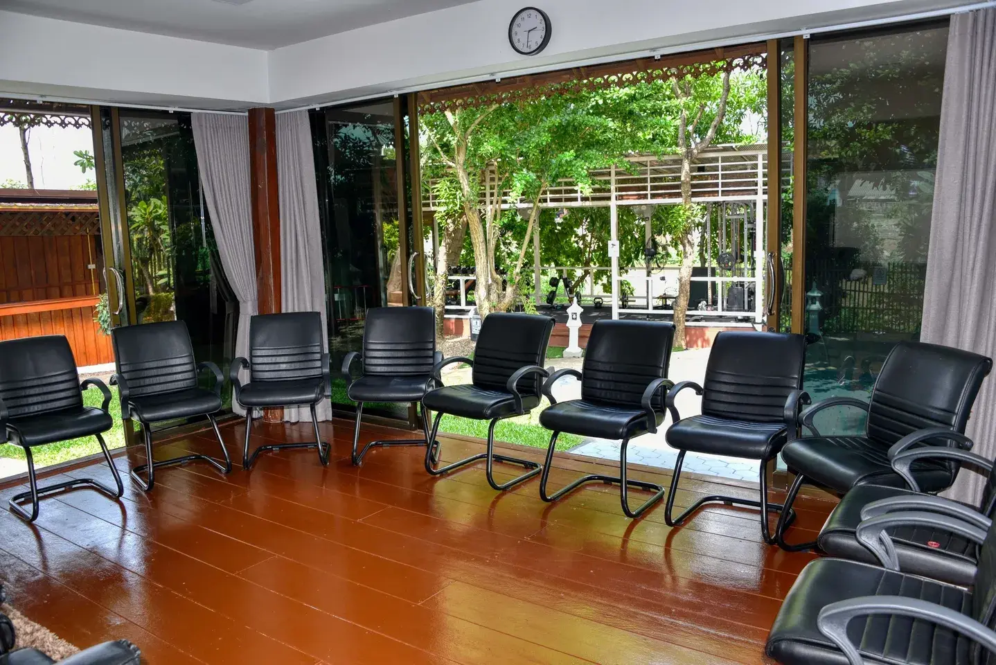 Group therapy room at Jintara Rehab, CBT and DBT treatment for mental health and addiction Thailand.