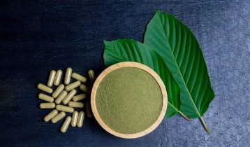 Exploring Kratom - Effects, Risks, and Recovery